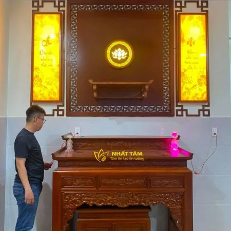 Bàn thờ Gia Tiên gỗ Hương đẹp - BD1017