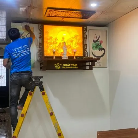 Bàn thờ Phật treo tường và tranh trúc chỉ - BTT5003