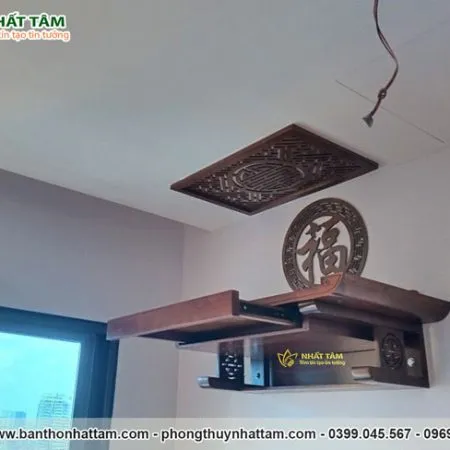 Mẫu bàn thờ treo có ngăn kéo tiện lợi - BTT5016