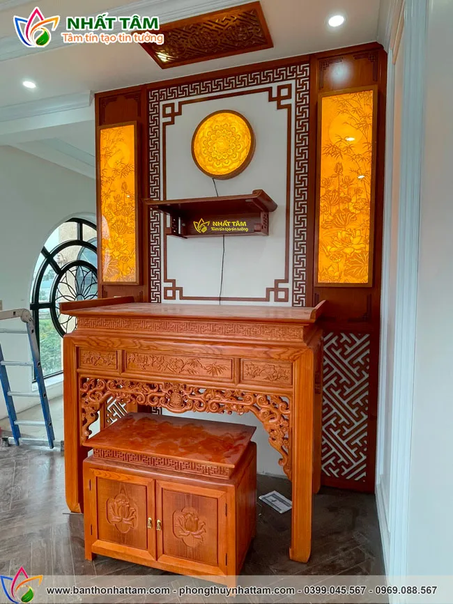 Hoàn thiện bàn thờ đứng Ngũ Phúc Kim Tiền gỗ Sồi tại Sơn Trà - Đà Nẵng