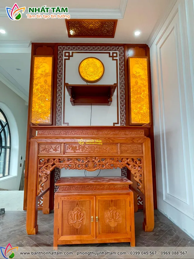 Hoàn thiện bàn thờ đứng Ngũ Phúc Kim Tiền gỗ Sồi tại Sơn Trà - Đà Nẵng